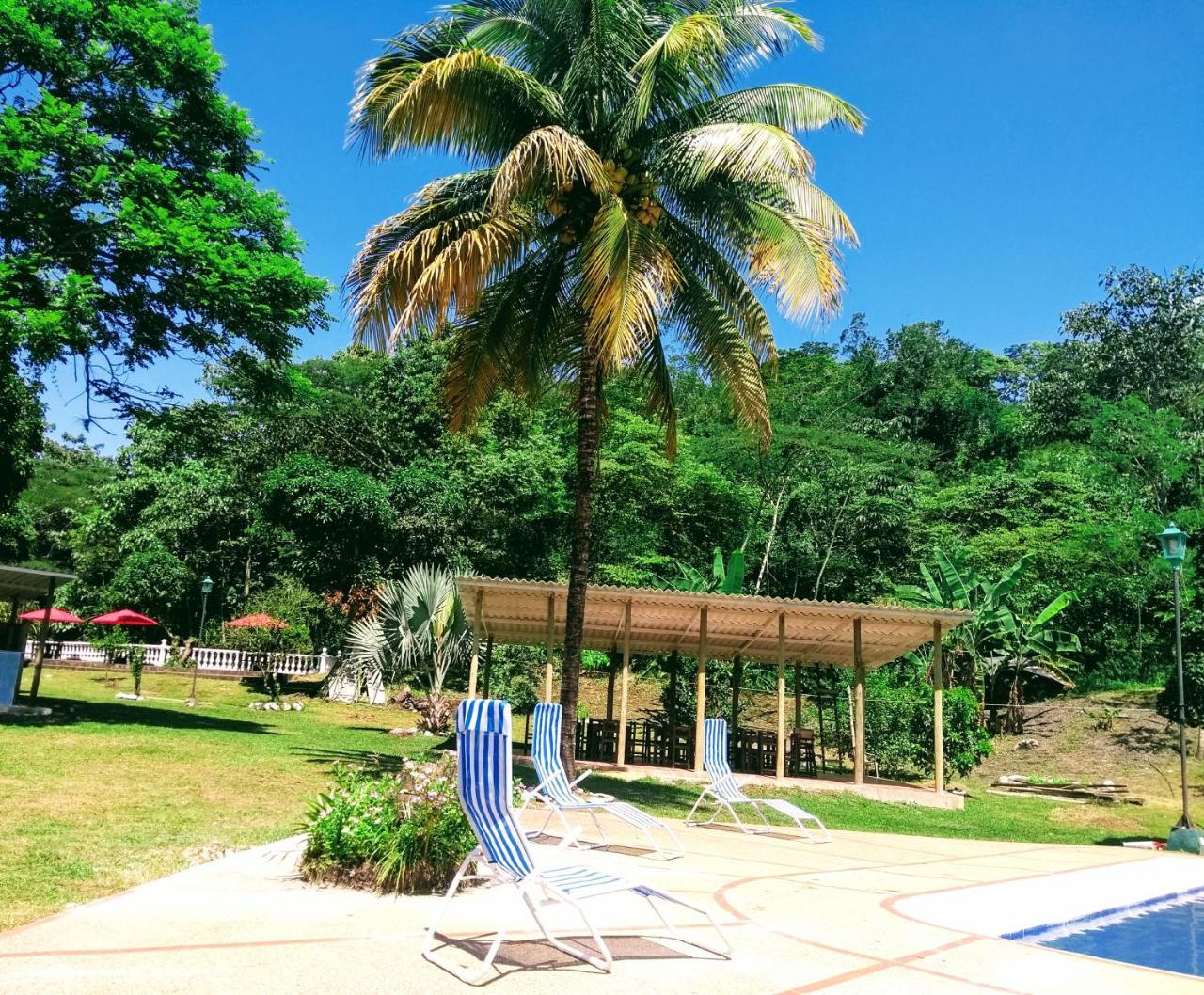 Hotel Playa By Marbar Hoteles Villeta Exterior photo